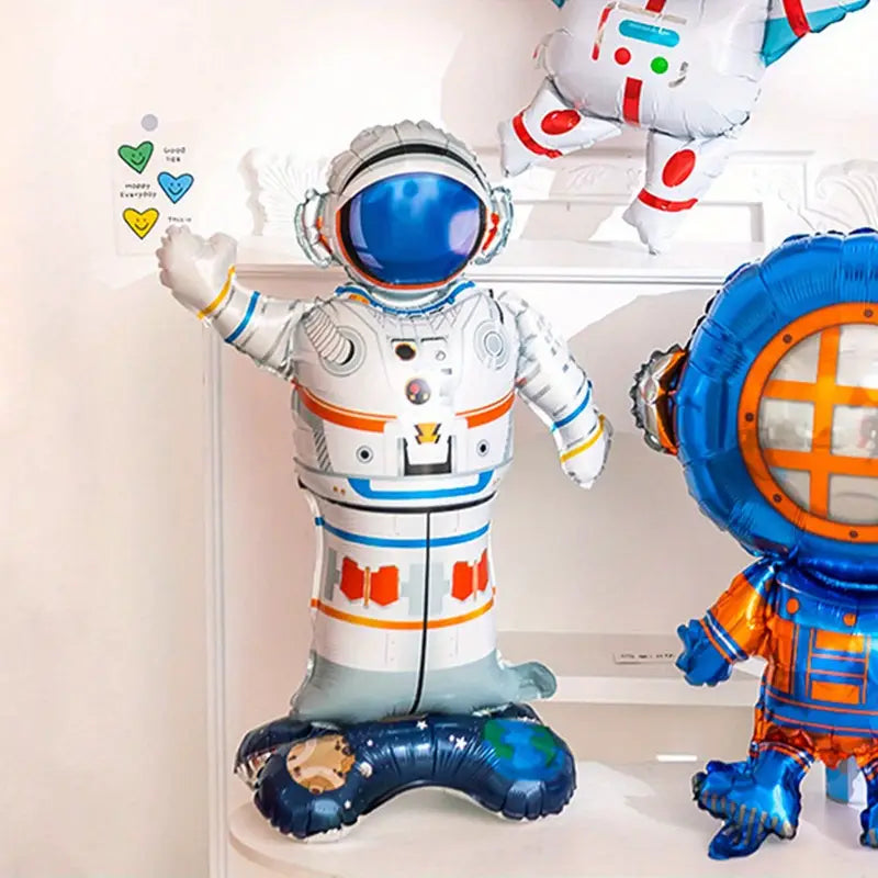 Astronaut Aluminum Foil Balloon Standing