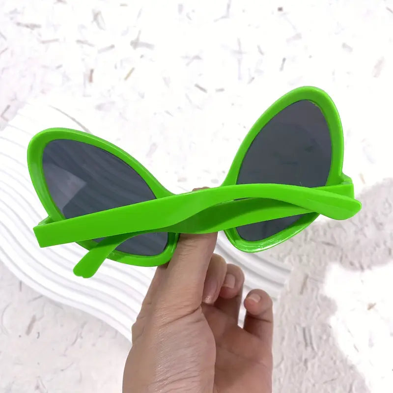 Alien-Themed Party Glasses Pack of 10