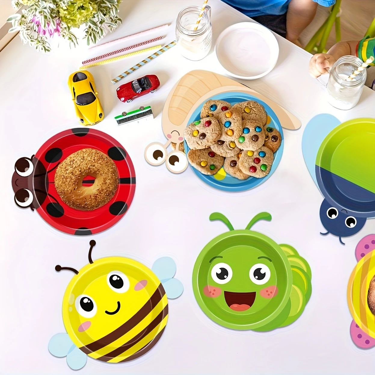 Cute Bug Paper Plates Pack of 6
